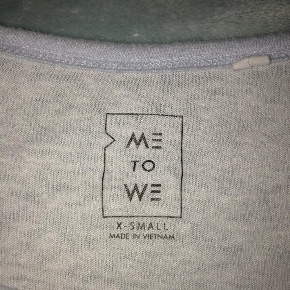 Crop top - Picture 2 of 2